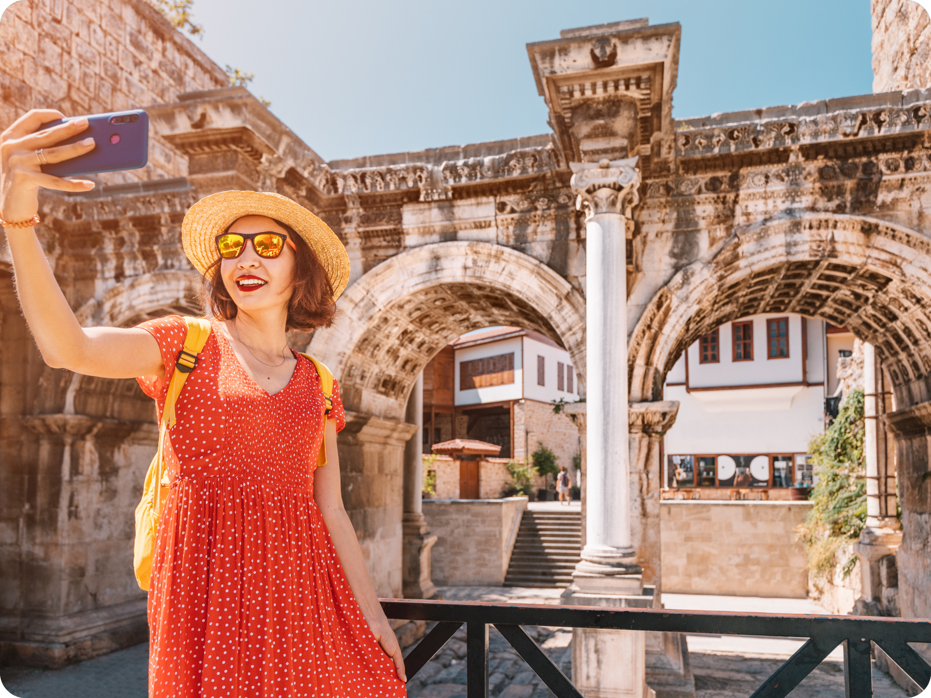 Discover Antalya: Beaches, History & Modern Resorts